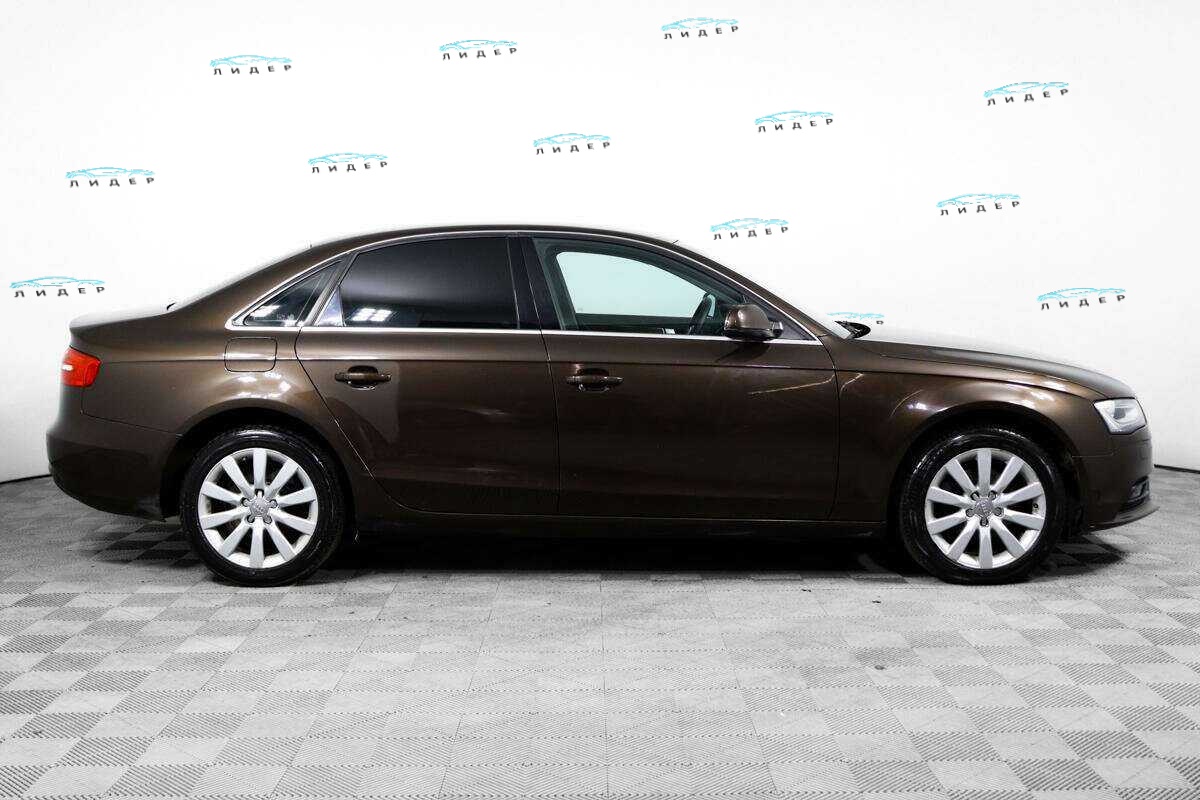 Б/У Ауди А4 2014 года. Фото: #1