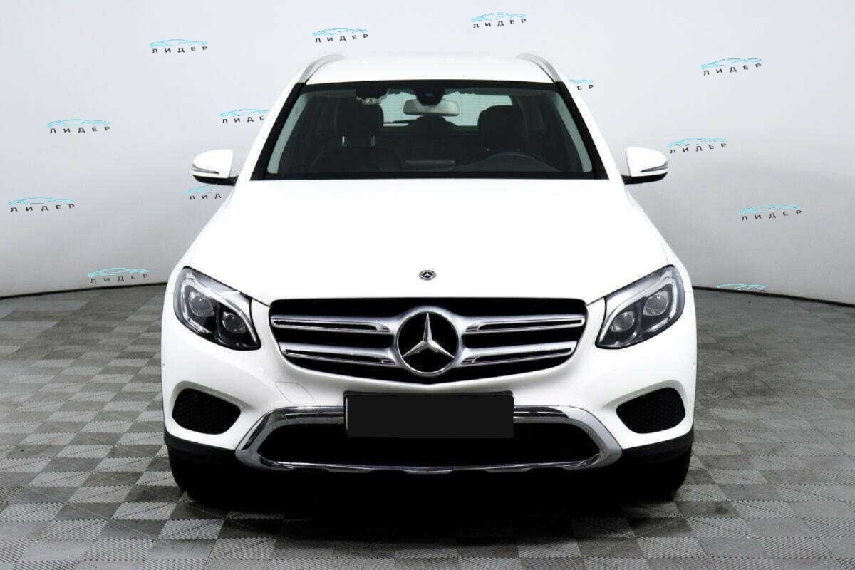Б/У Мерседес-Бенц ГЛЦ 2018 года. Фото: #1