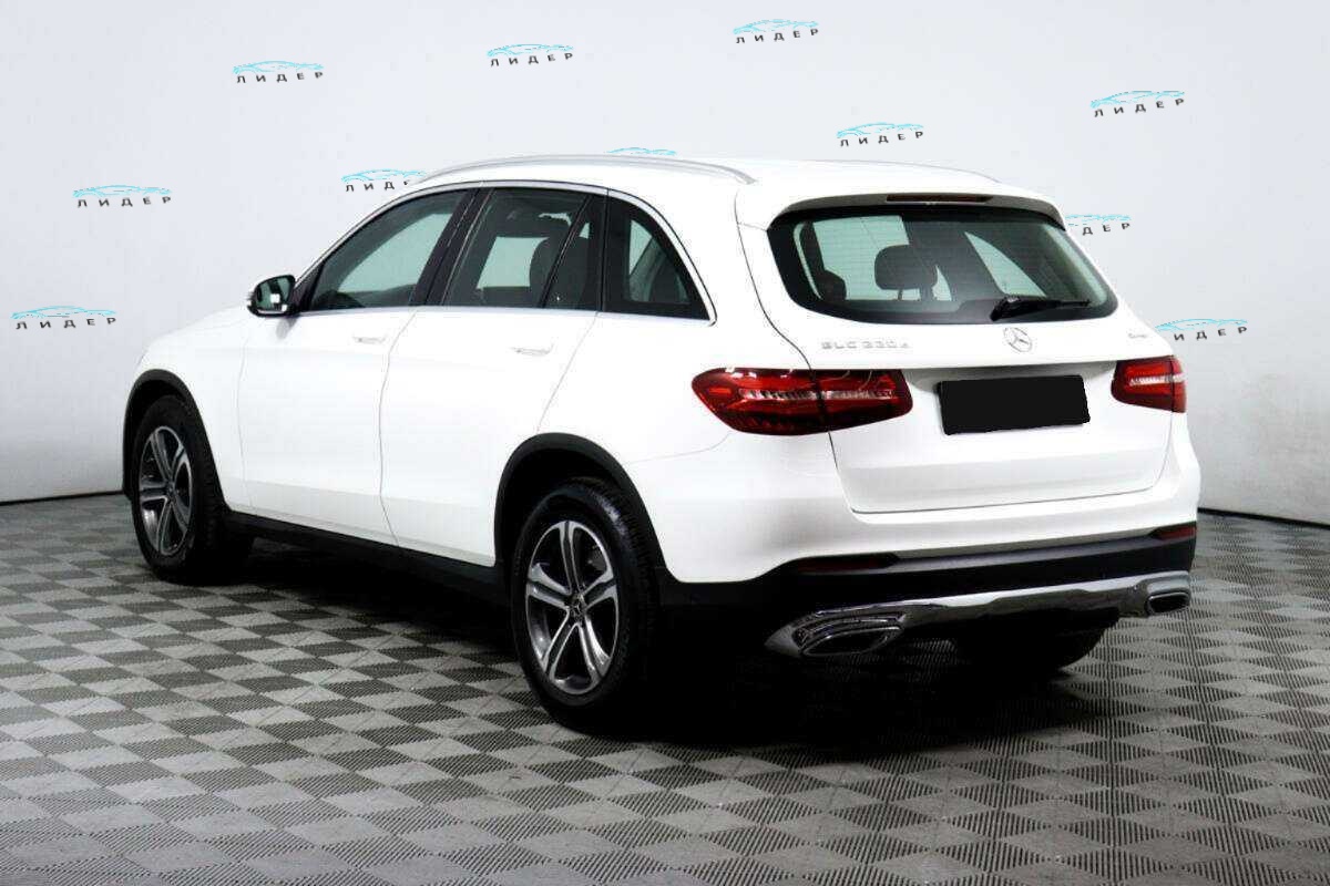 Б/У Мерседес-Бенц ГЛЦ 2018 года. Фото: #6