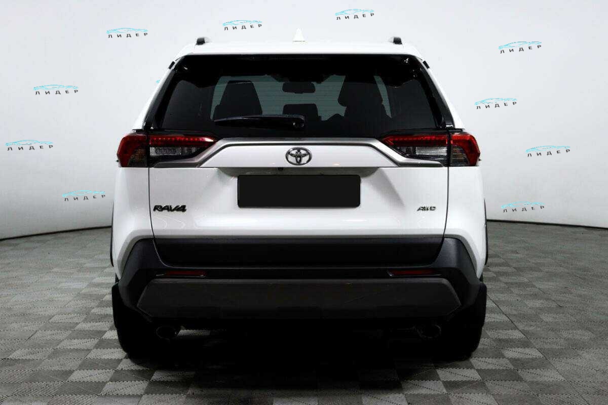 Б/У Тойота Рав4 2020 года. Фото: #5