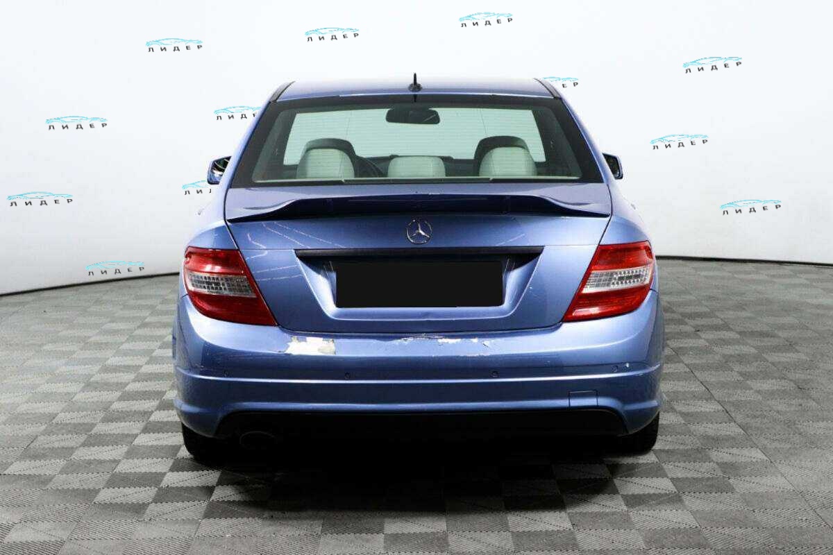 Б/У Мерседес-Бенц Ц-Класс 2011 года. Фото: #5
