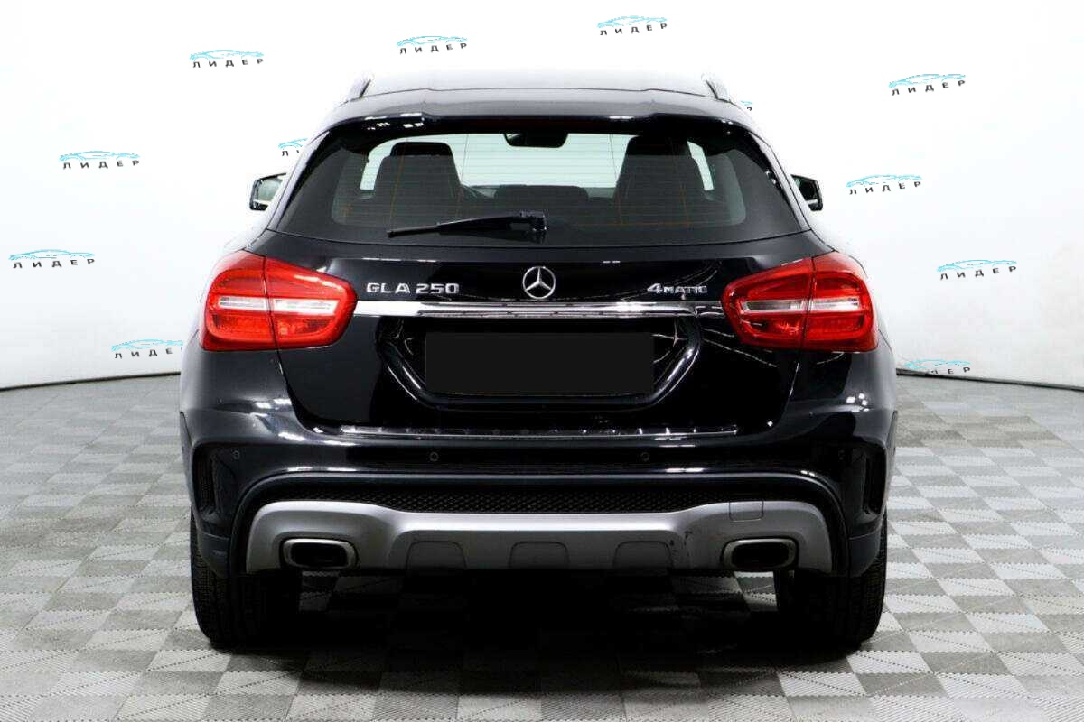 Б/У Мерседес-Бенц ГЛА 2015 года. Фото: #5