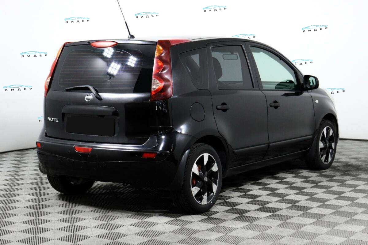 Б/У Ниссан Ноут 2010 года. Фото: #4