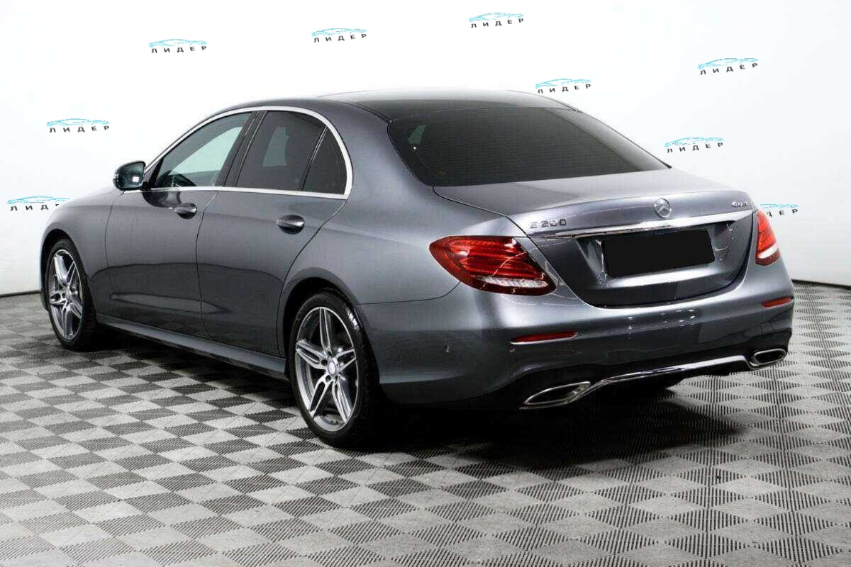 Б/У Мерседес-Бенц Е-Класс 2016 года. Фото: #6
