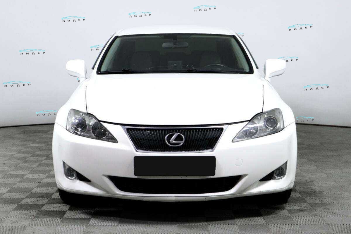 Б/У Лексус ИС 2006 года. Фото: #1