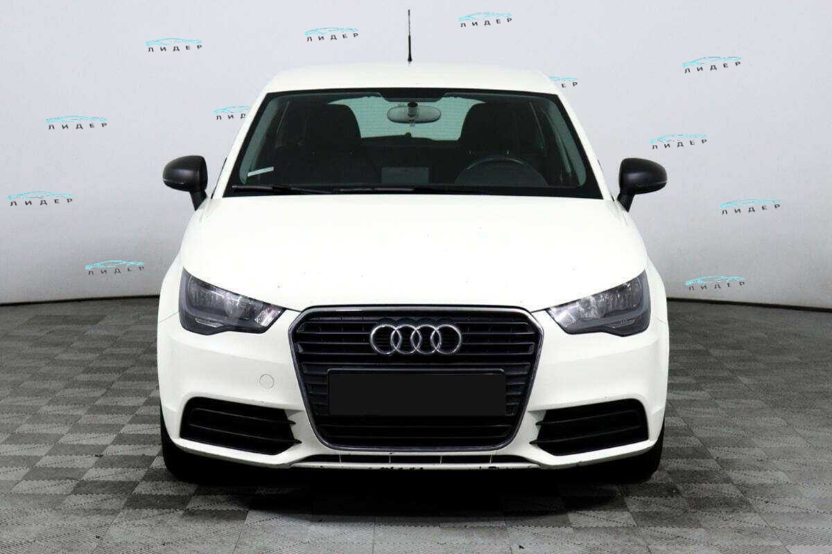 Б/У Ауди А1 2012 года. Фото: #1