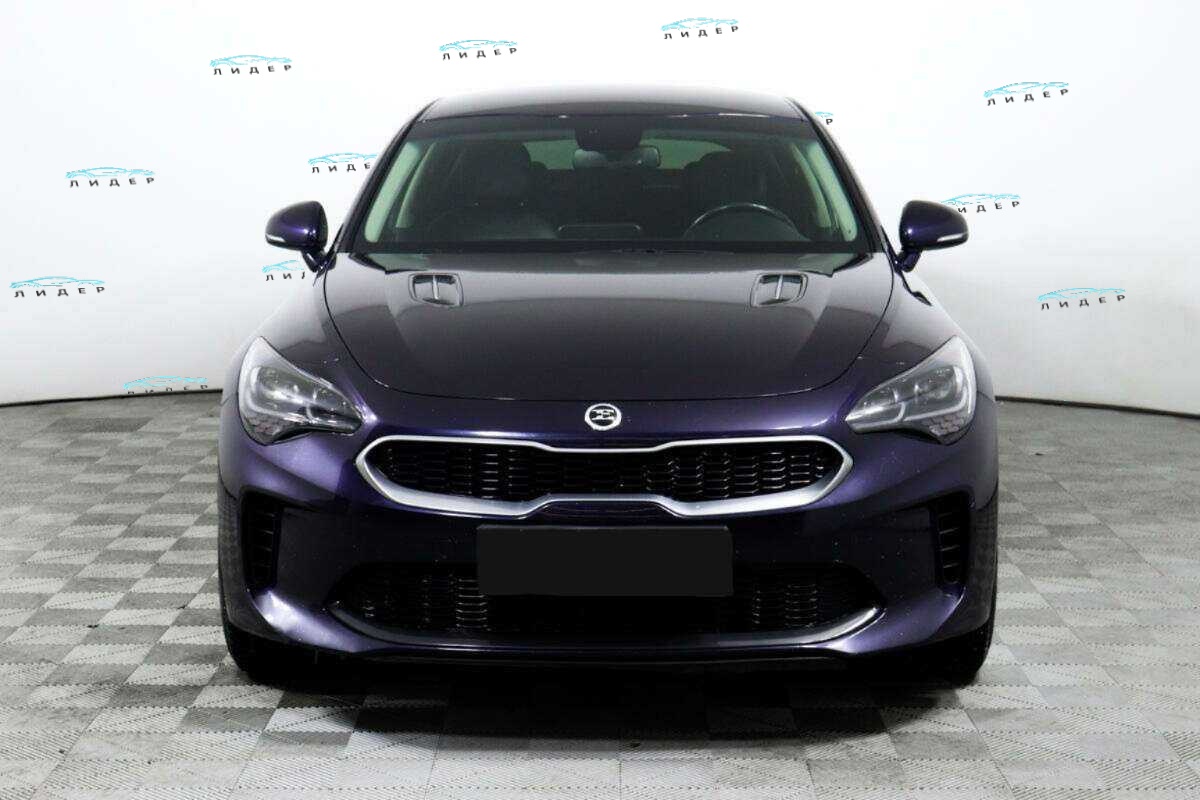 Б/У Киа Стингер 2019 года. Фото: #1