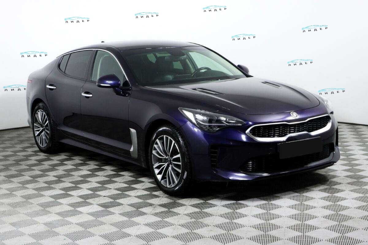 Б/У Киа Стингер 2019 года. Фото: #2
