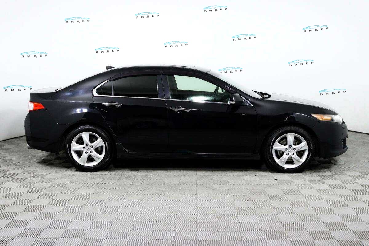 Б/У Хонда Аккорд 2008 года. Фото: #3