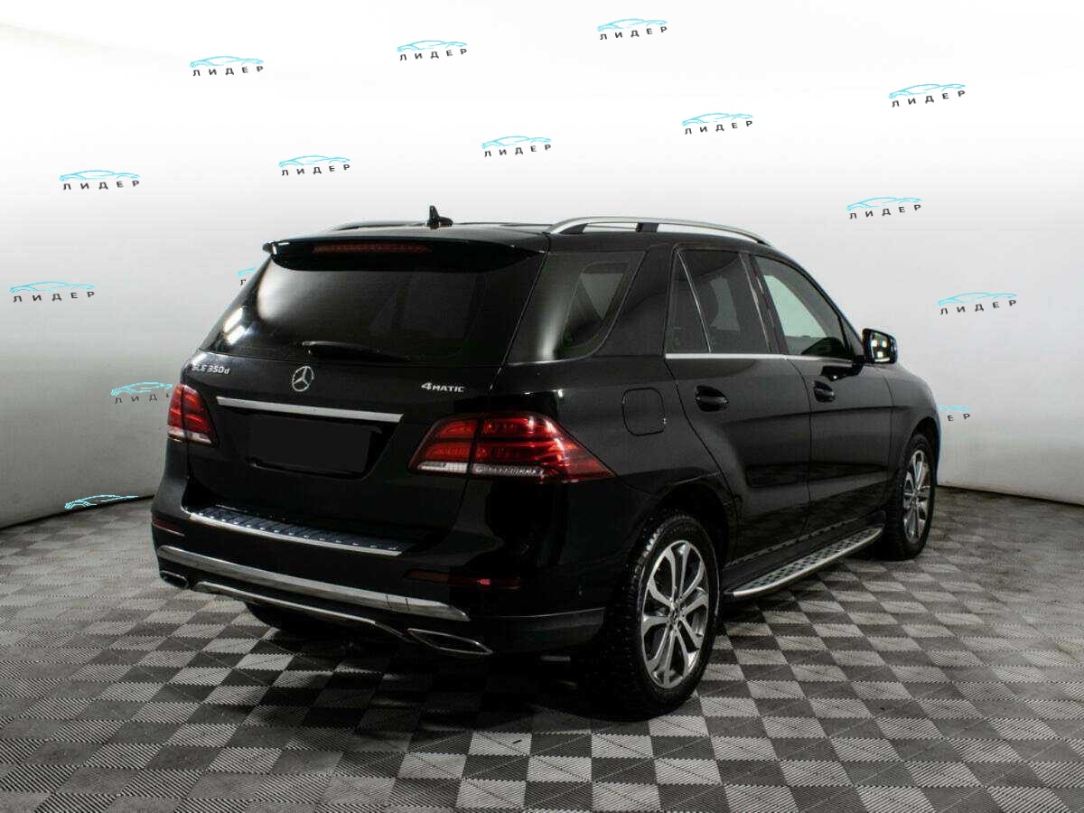 Б/У Мерседес-Бенц ГЛЕ 2017 года. Фото: #4