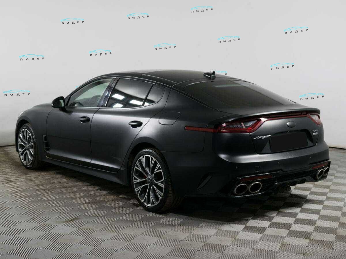 Б/У Киа Стингер 2018 года. Фото: #4
