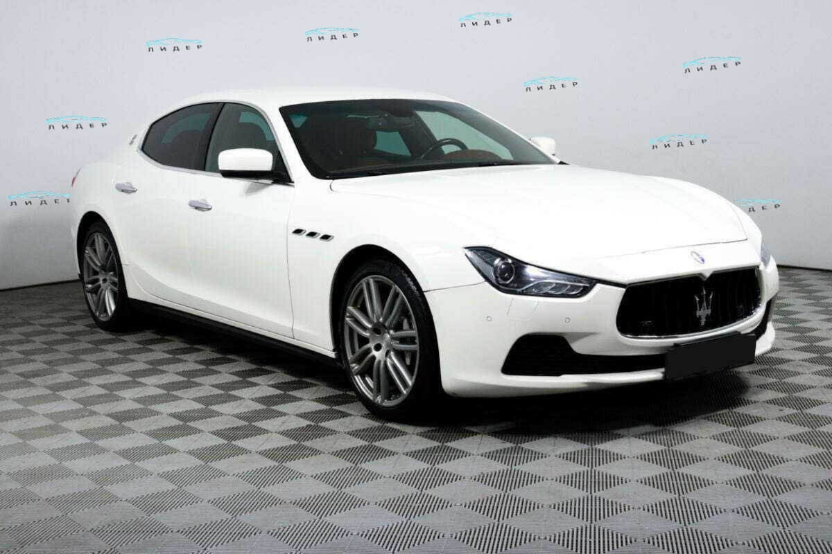 Б/У Мазератти Гибли 2014 года. Фото: #2