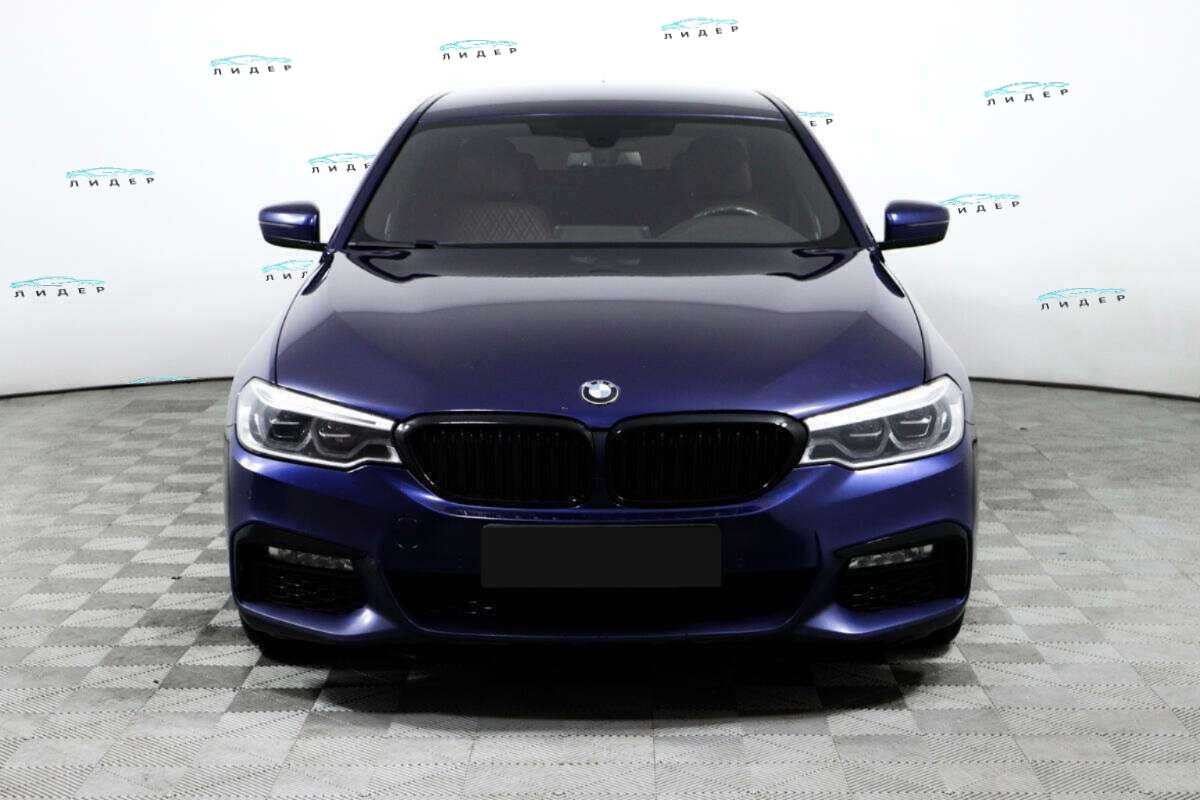 Б/У БМВ 5 серии 2018 года. Фото: #1