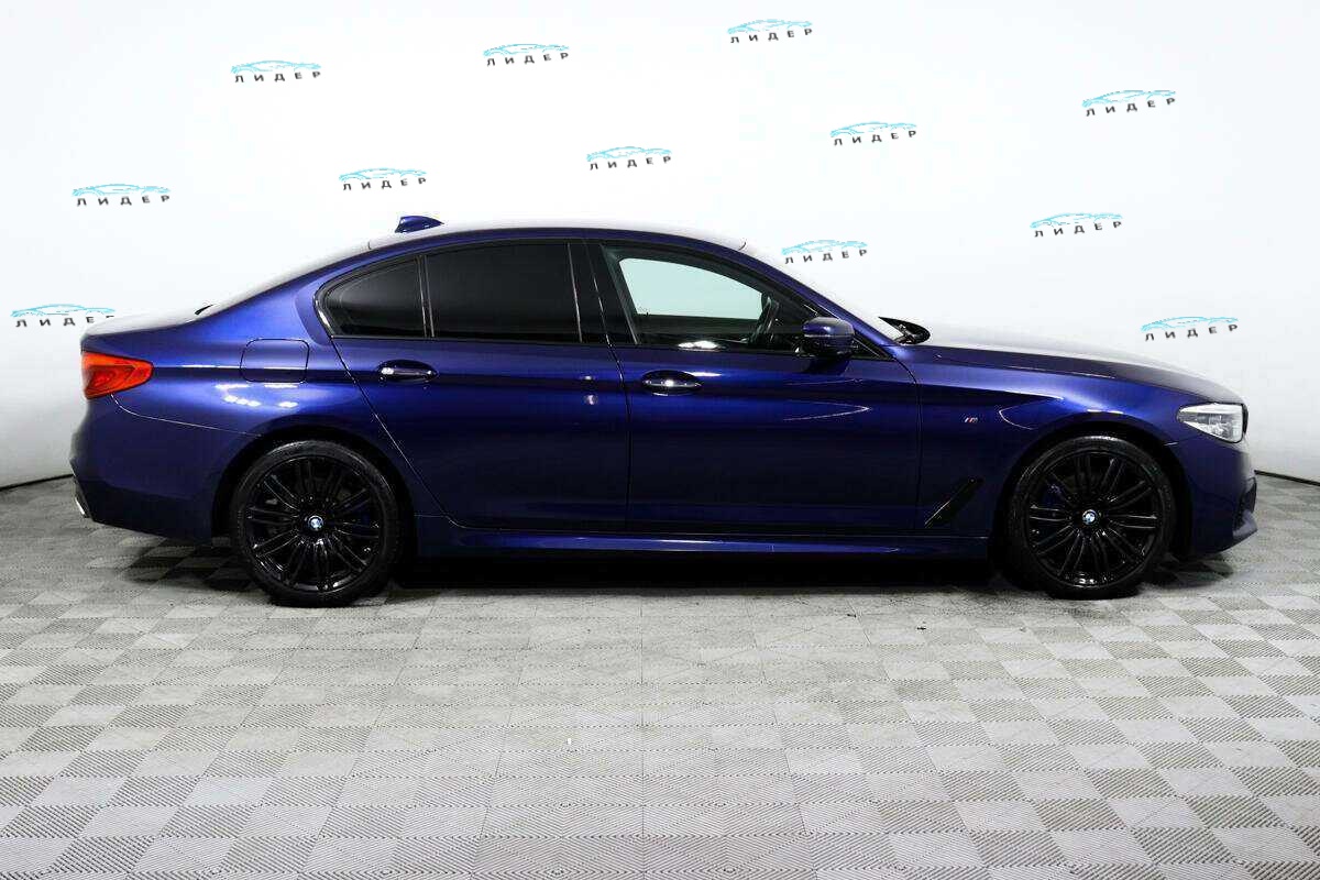Б/У БМВ 5 серии 2018 года. Фото: #3