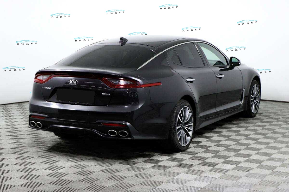 Б/У Киа Стингер 2018 года. Фото: #4