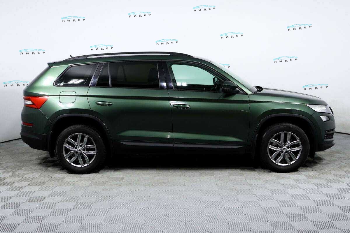 Б/У Шкода Кодиак 2019 года. Фото: #3