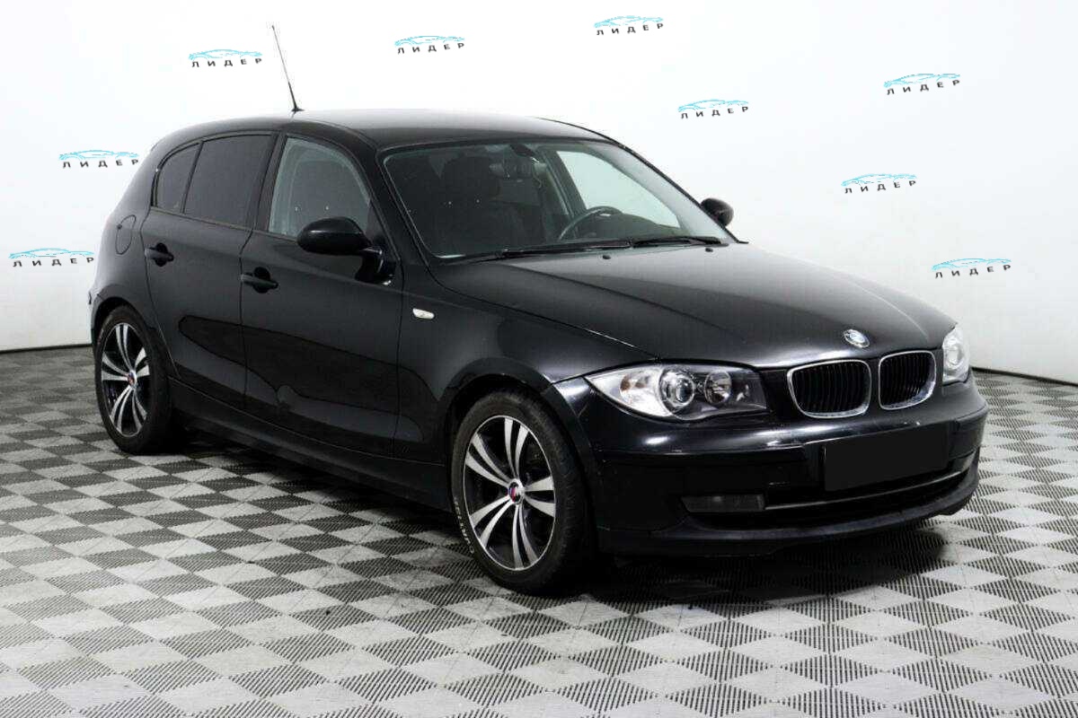 Б/У БМВ 1 серии 2009 года. Фото: #2