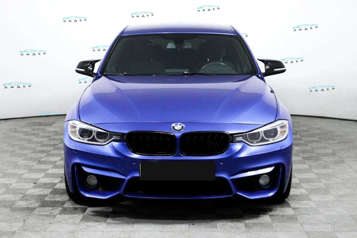 Б/У БМВ 3 серии 2015 года. Фото: #1