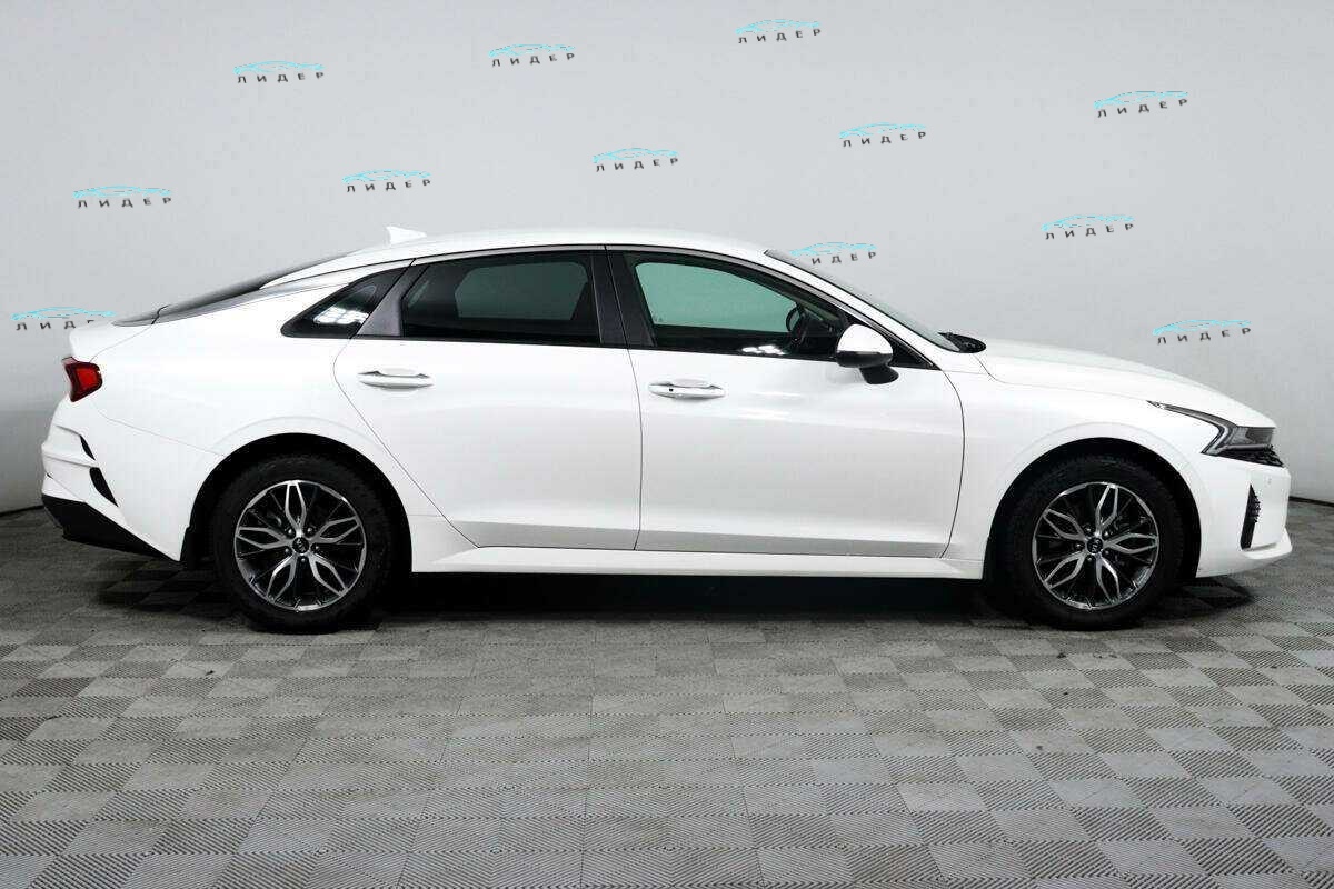 Б/У Киа К5 2021 года. Фото: #3