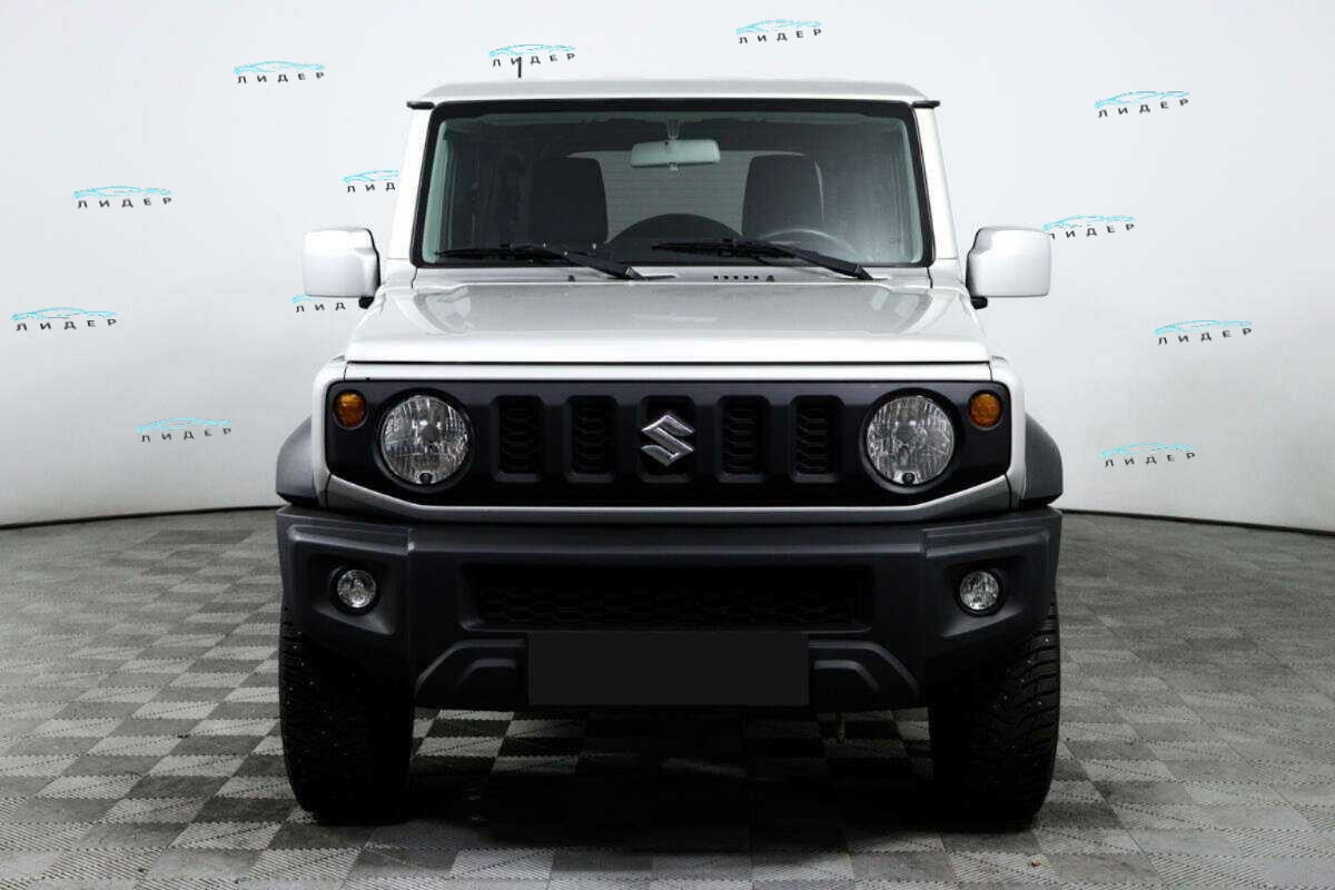 Б/У Сузуки Джимни 2020 года. Фото: #1
