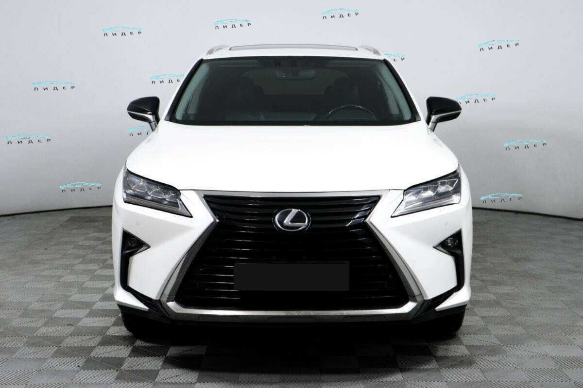 Б/У Лексус Р-Икс 2018 года. Фото: #1