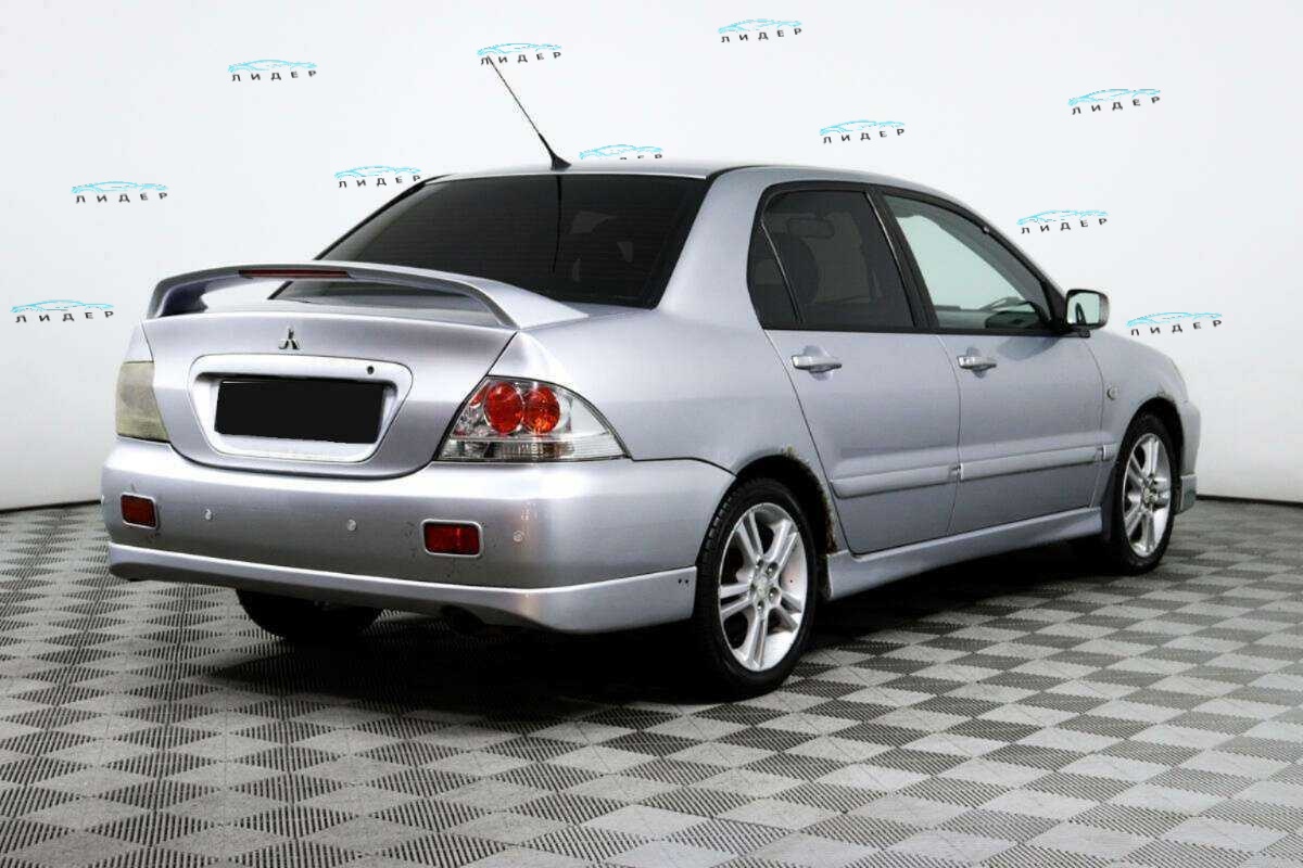 Б/У Митсубиши Лансер 2005 года. Фото: #4