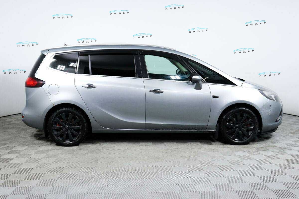 Б/У Опель Зафира 2012 года. Фото: #3