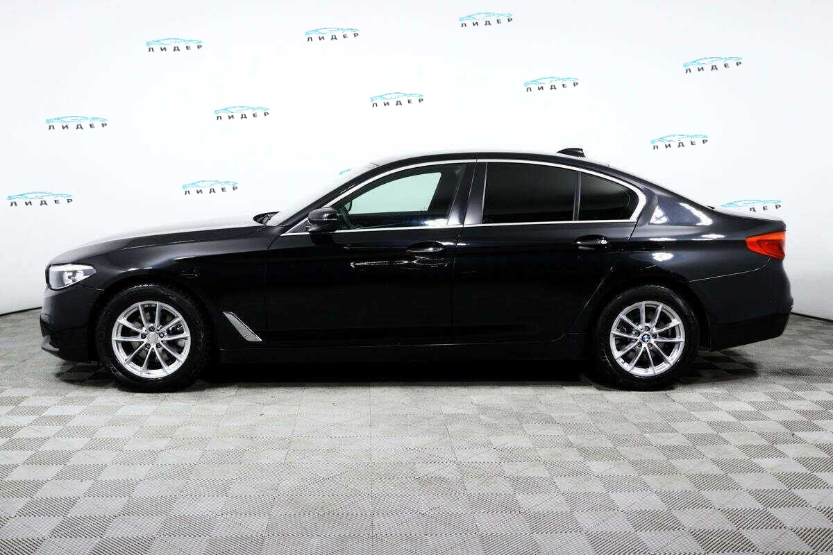 Б/У БМВ 5 серии 2017 года. Фото: #7