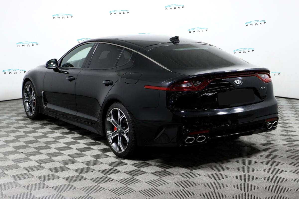 Б/У Киа Стингер 2018 года. Фото: #6