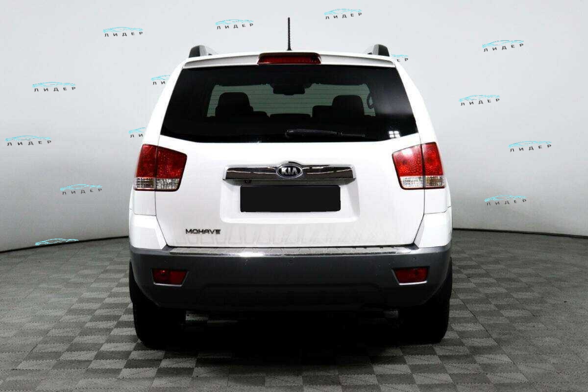 Б/У Киа Мохэв 2016 года. Фото: #5