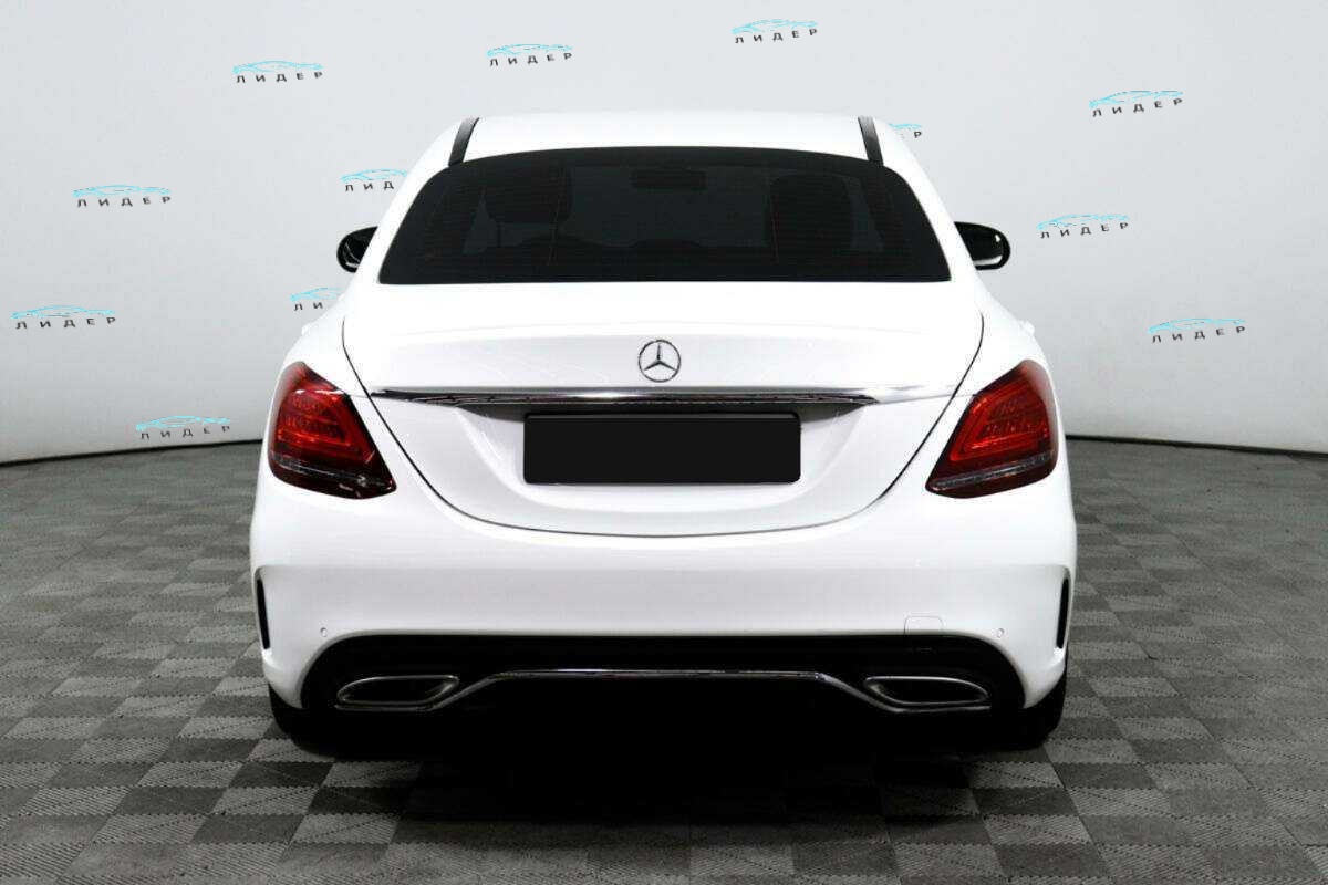 Б/У Мерседес-Бенц Ц-Класс 2018 года. Фото: #5