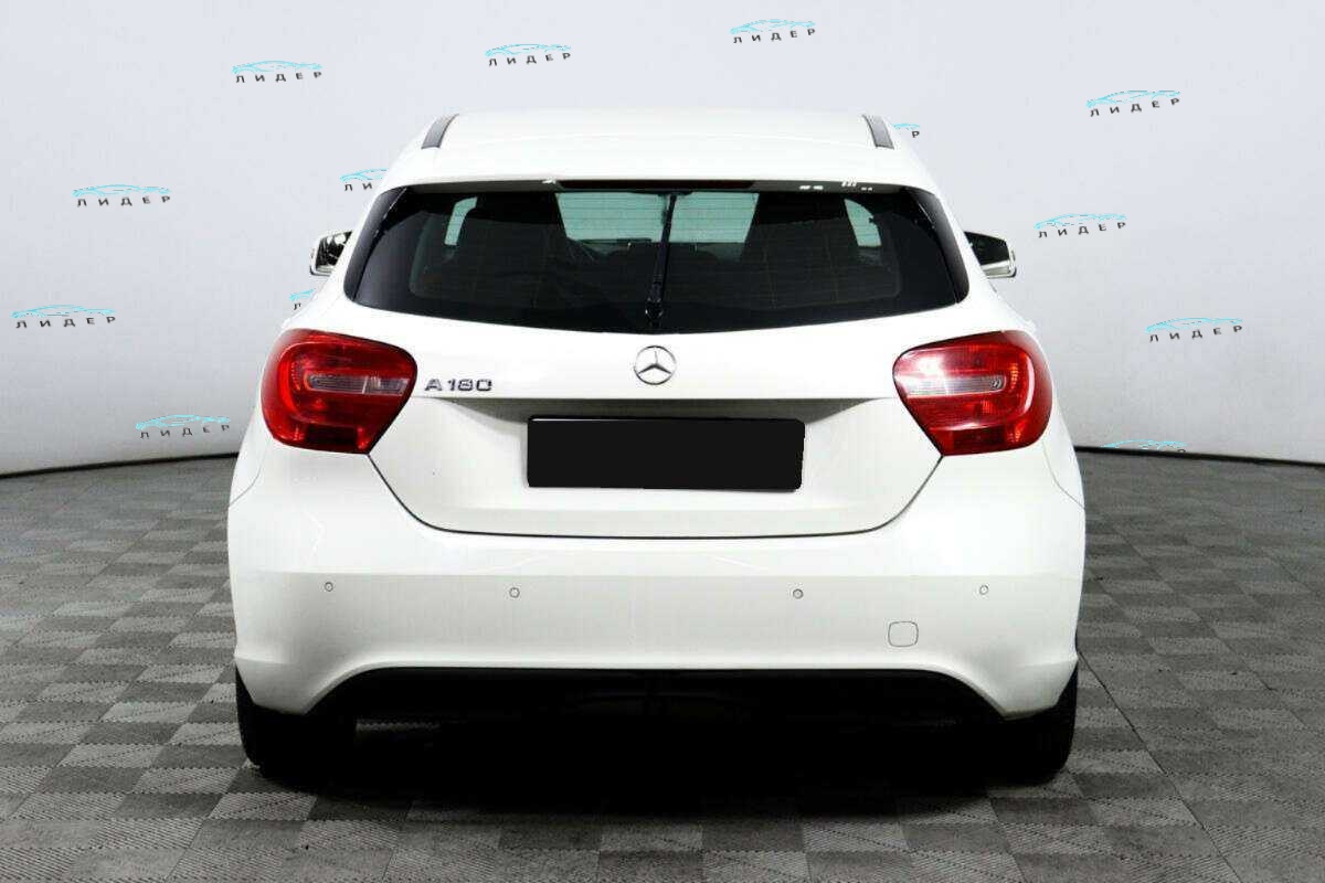 Б/У Мерседес-Бенц А-Класс 2013 года. Фото: #5