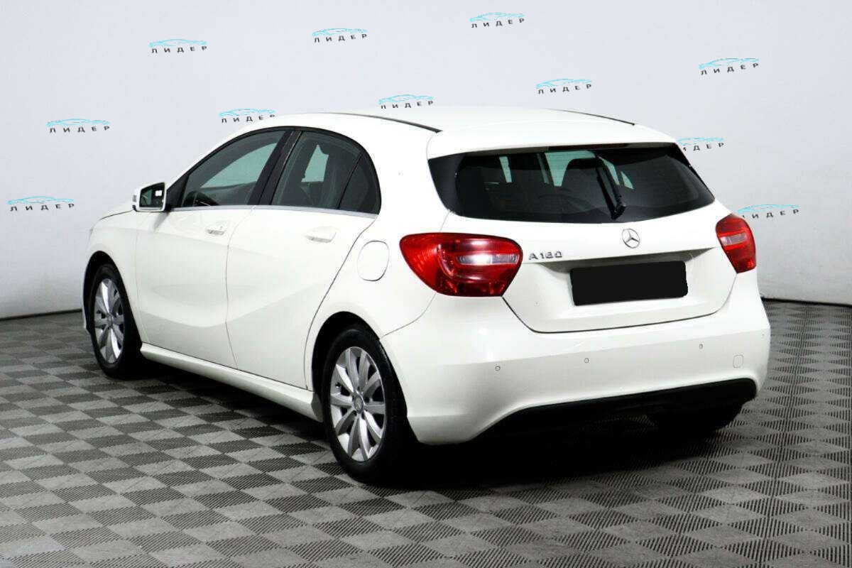 Б/У Мерседес-Бенц А-Класс 2013 года. Фото: #6