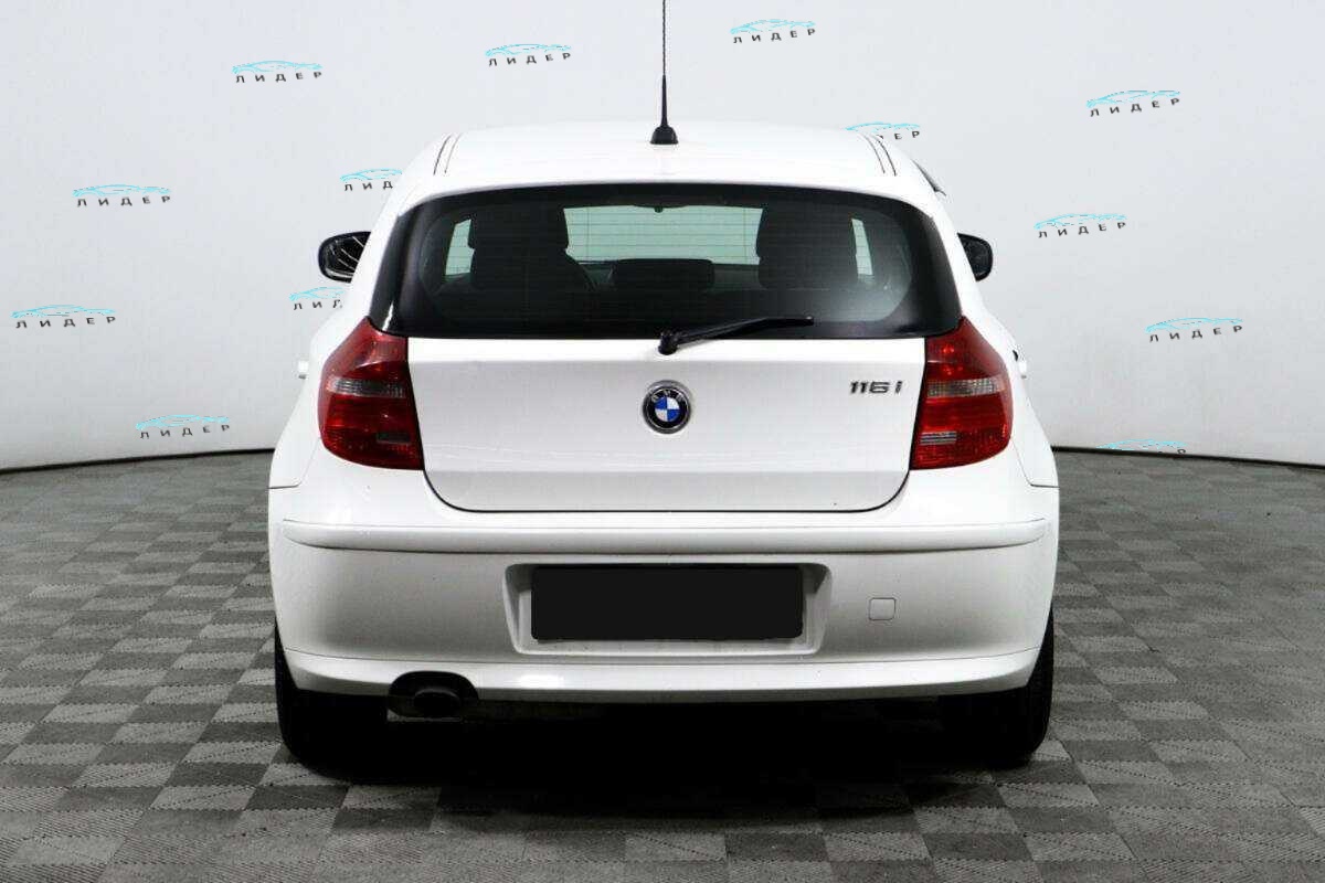 Б/У БМВ 1 серии 2010 года. Фото: #5