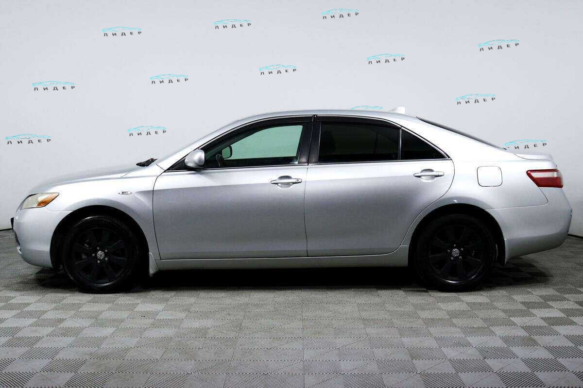 Б/У Тойота Камри 2006 года. Фото: #7