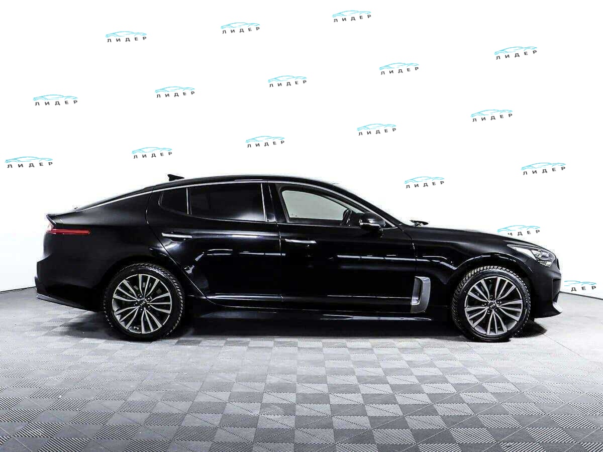 Б/У Киа Стингер 2019 года. Фото: #3