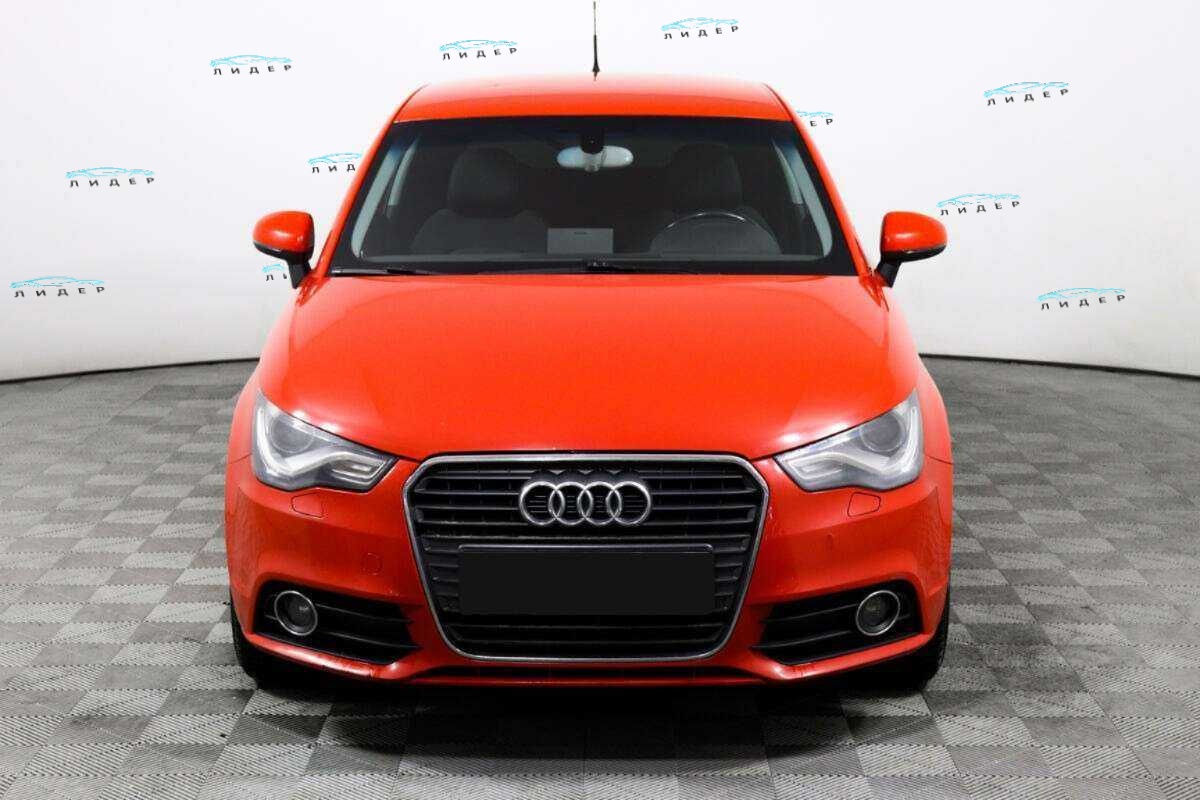 Б/У Ауди А1 2010 года. Фото: #1