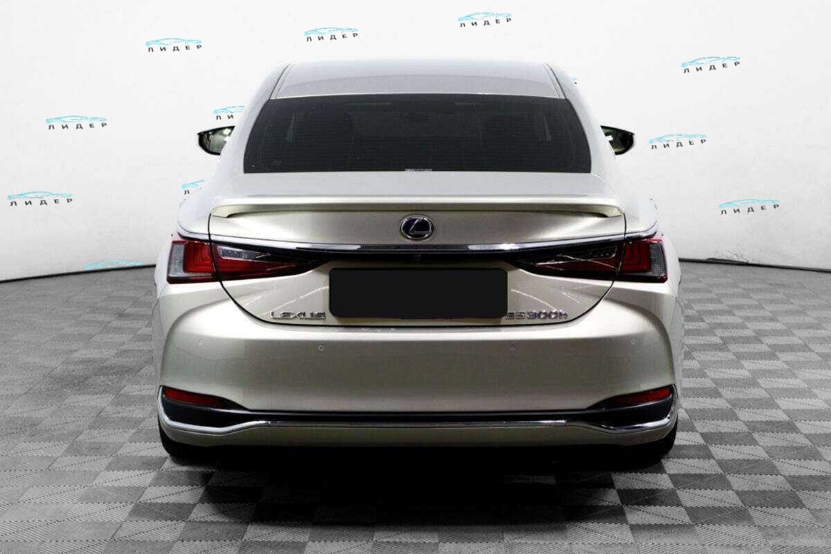 Б/У Лексус ЕС 2018 года. Фото: #5