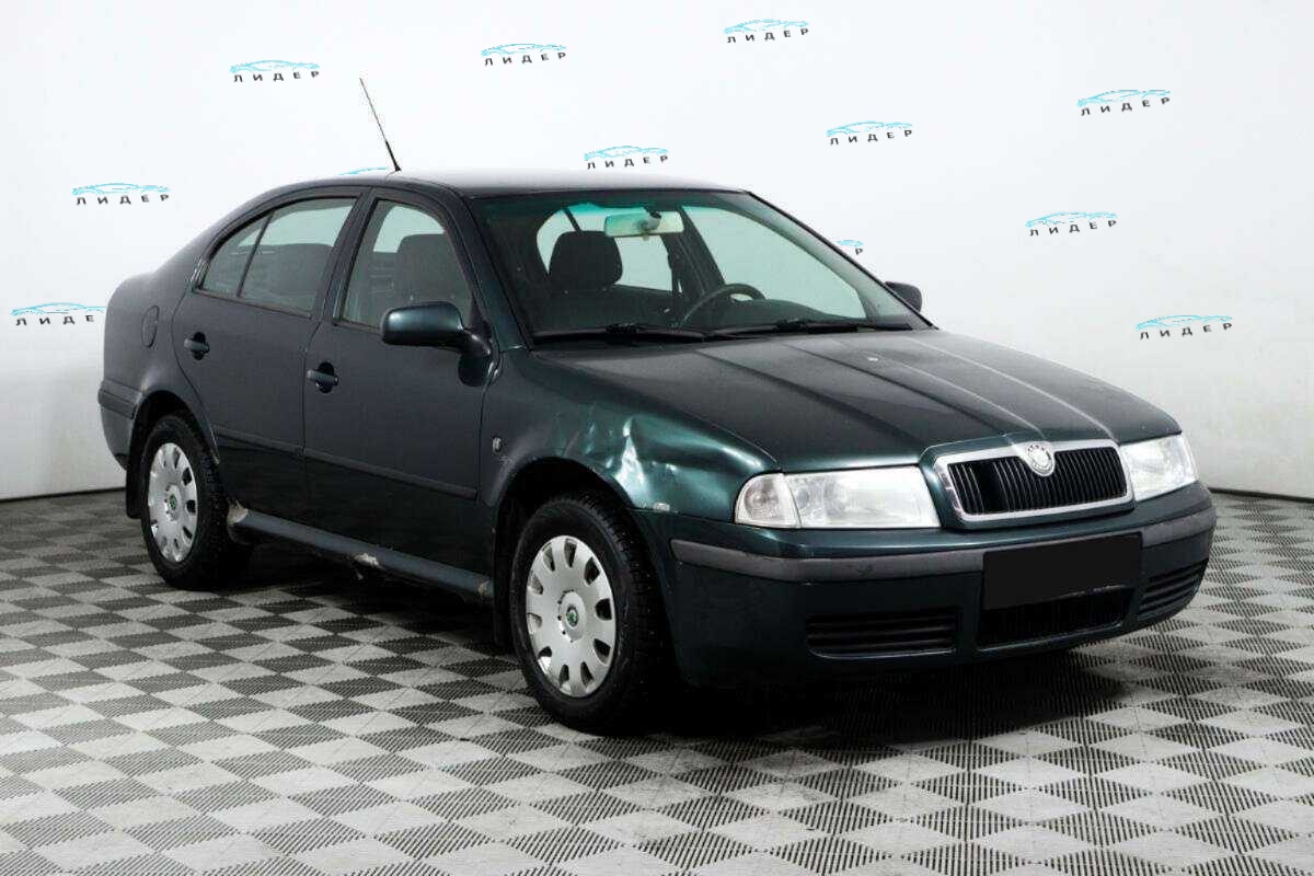 Б/У Шкода Октавия 2008 года. Фото: #2
