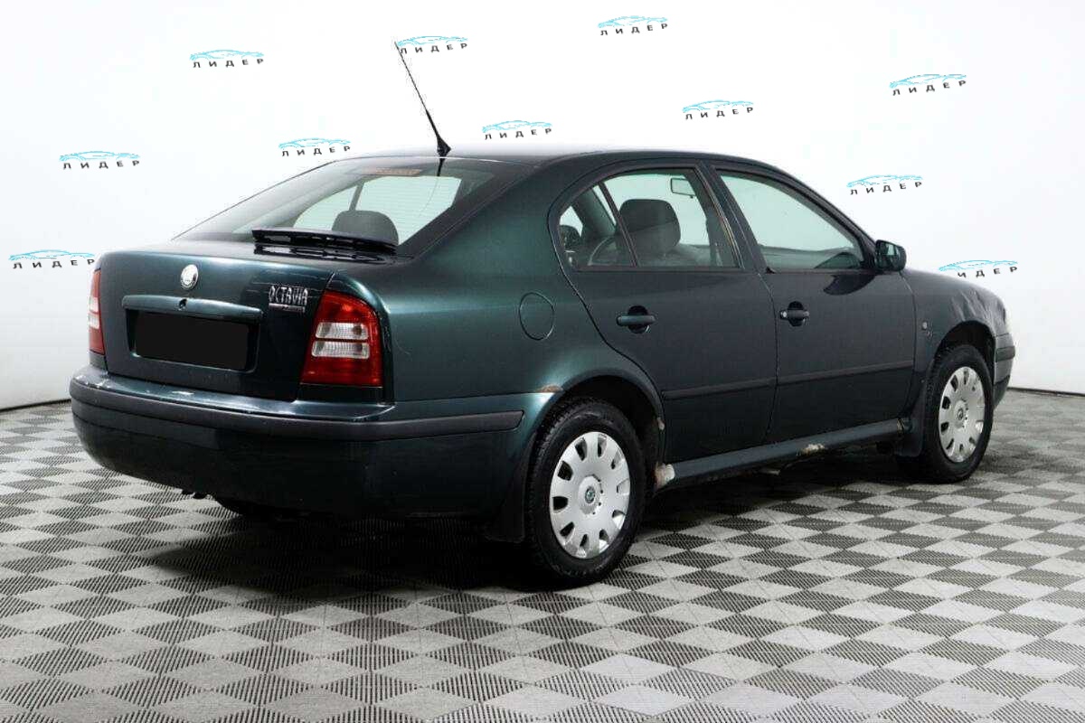 Б/У Шкода Октавия 2008 года. Фото: #4