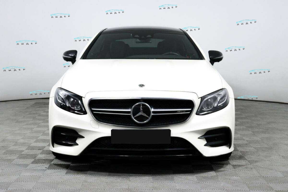 Б/У Мерседес-Бенц Е-Класс АМГ 2018 года. Фото: #1