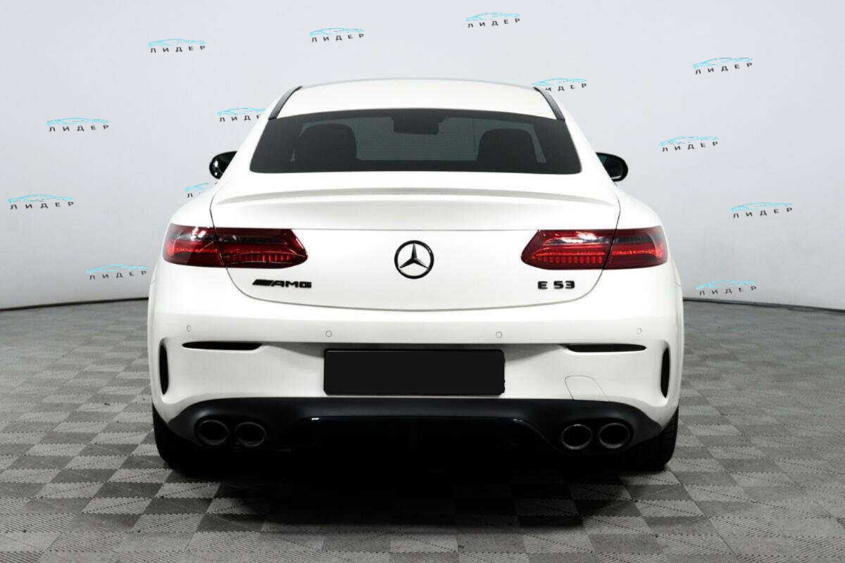 Б/У Мерседес-Бенц Е-Класс АМГ 2018 года. Фото: #5