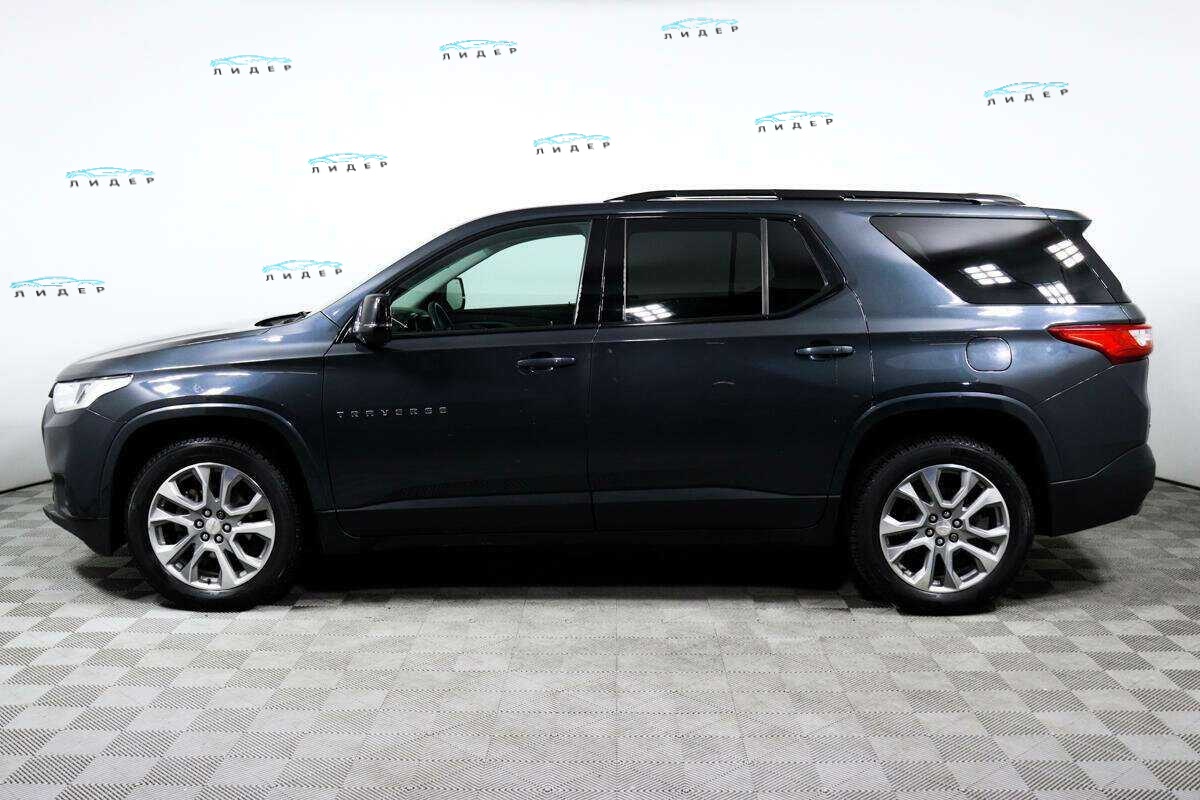 Б/У Шевроле Трэверс 2019 года. Фото: #7