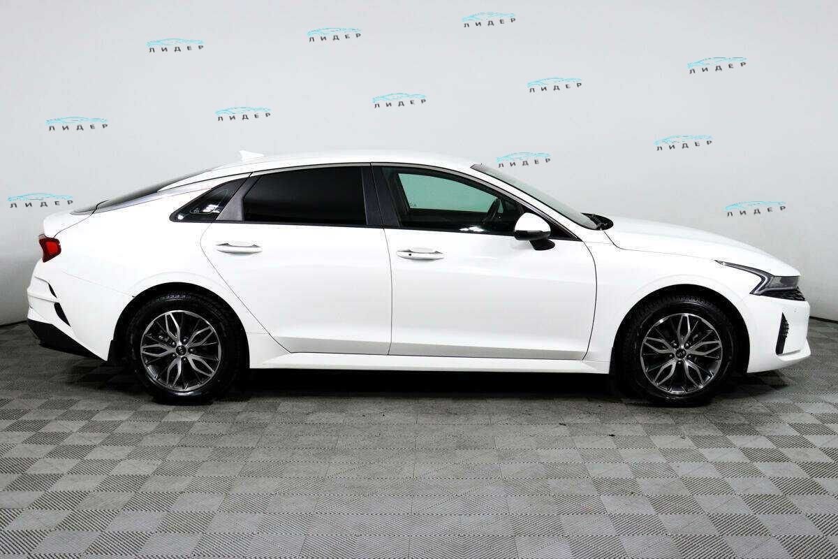 Б/У Киа К5 2021 года. Фото: #3