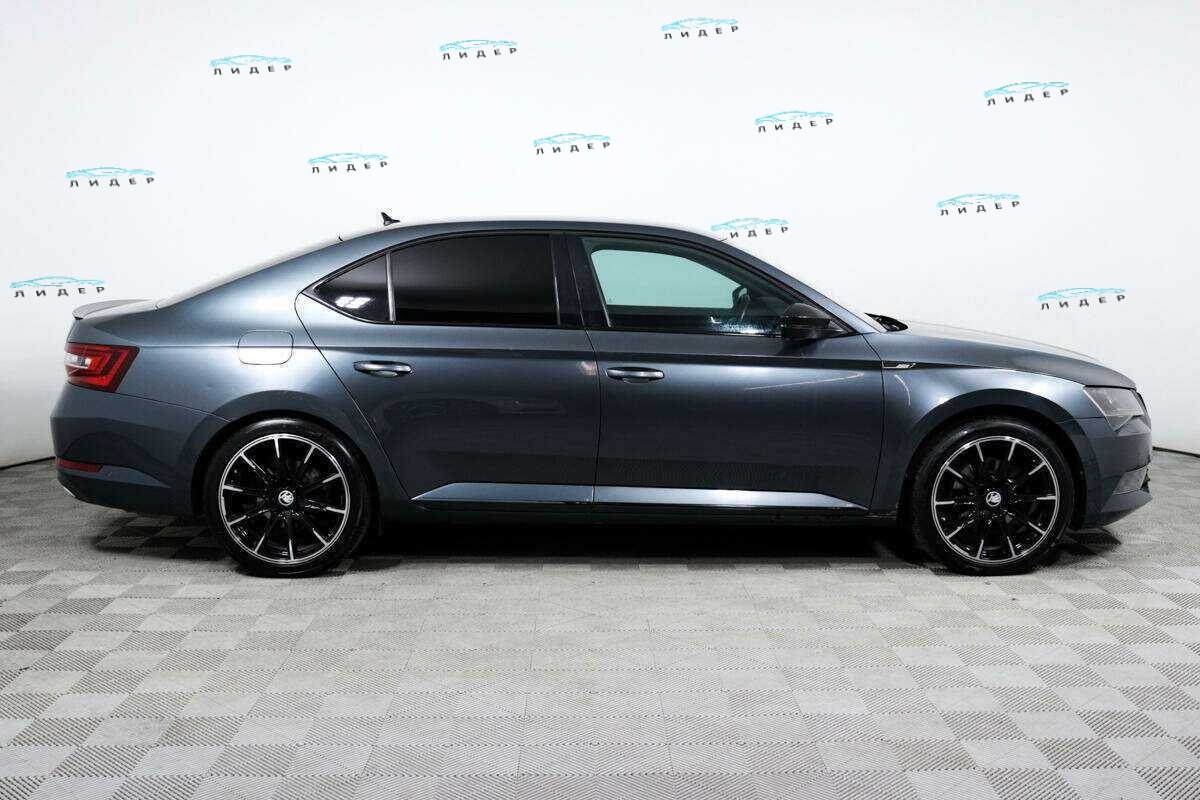 Б/У Шкода Суперб 2017 года. Фото: #3