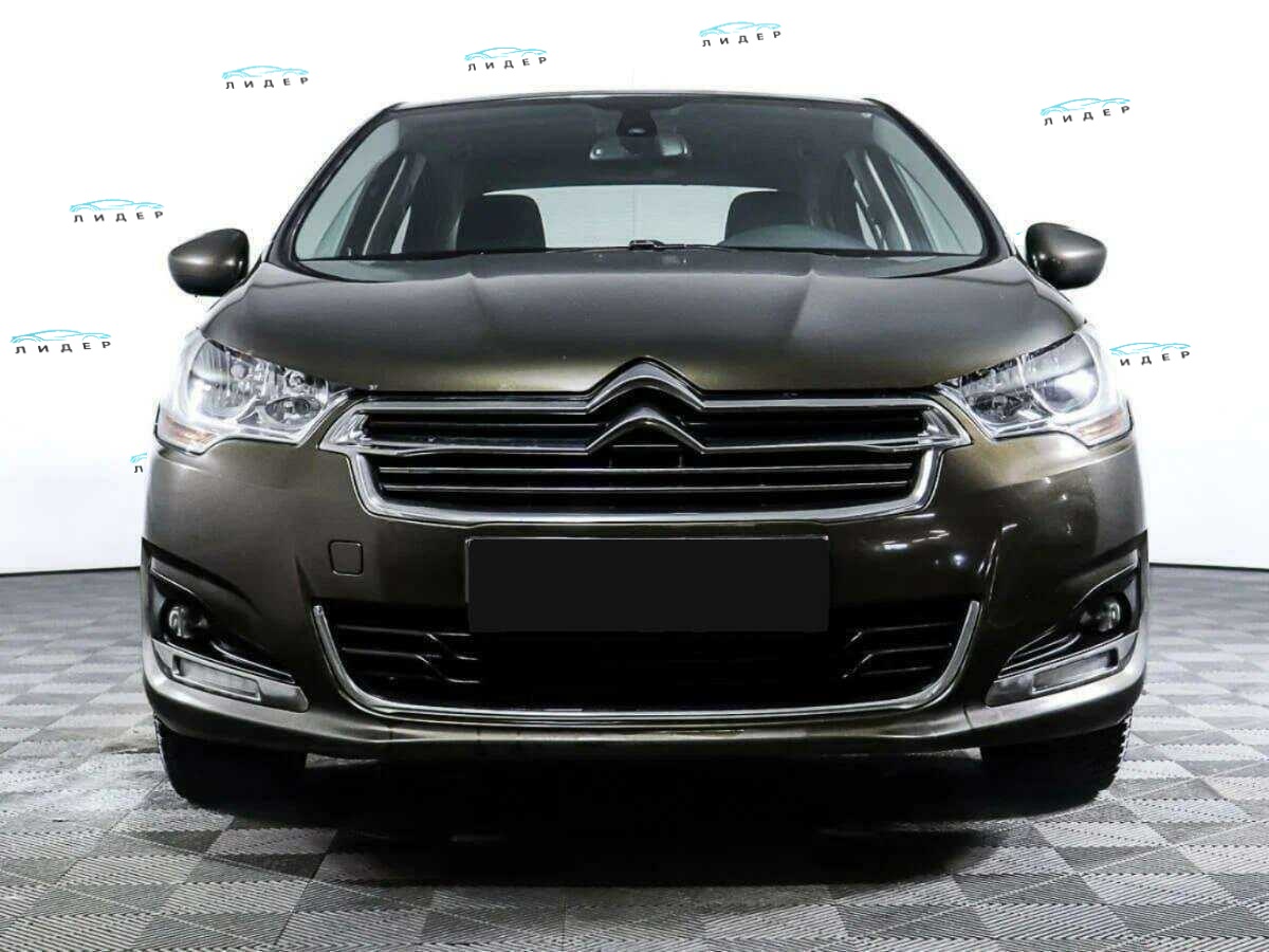 Б/У Ситроен Ц4 2016 года. Фото: #1