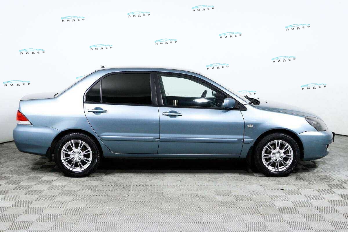 Б/У Митсубиши Лансер 2007 года. Фото: #3