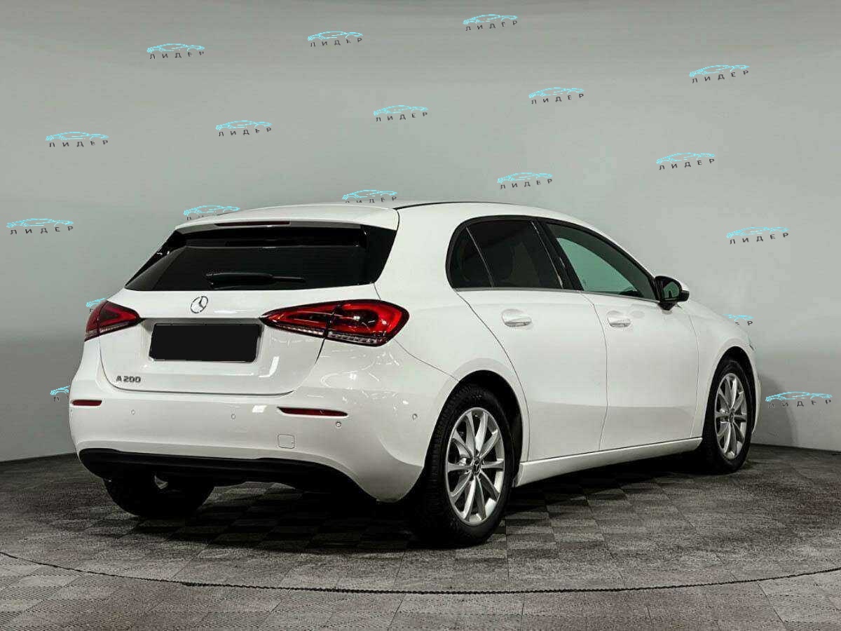 Б/У Мерседес-Бенц А-Класс 2018 года. Фото: #4