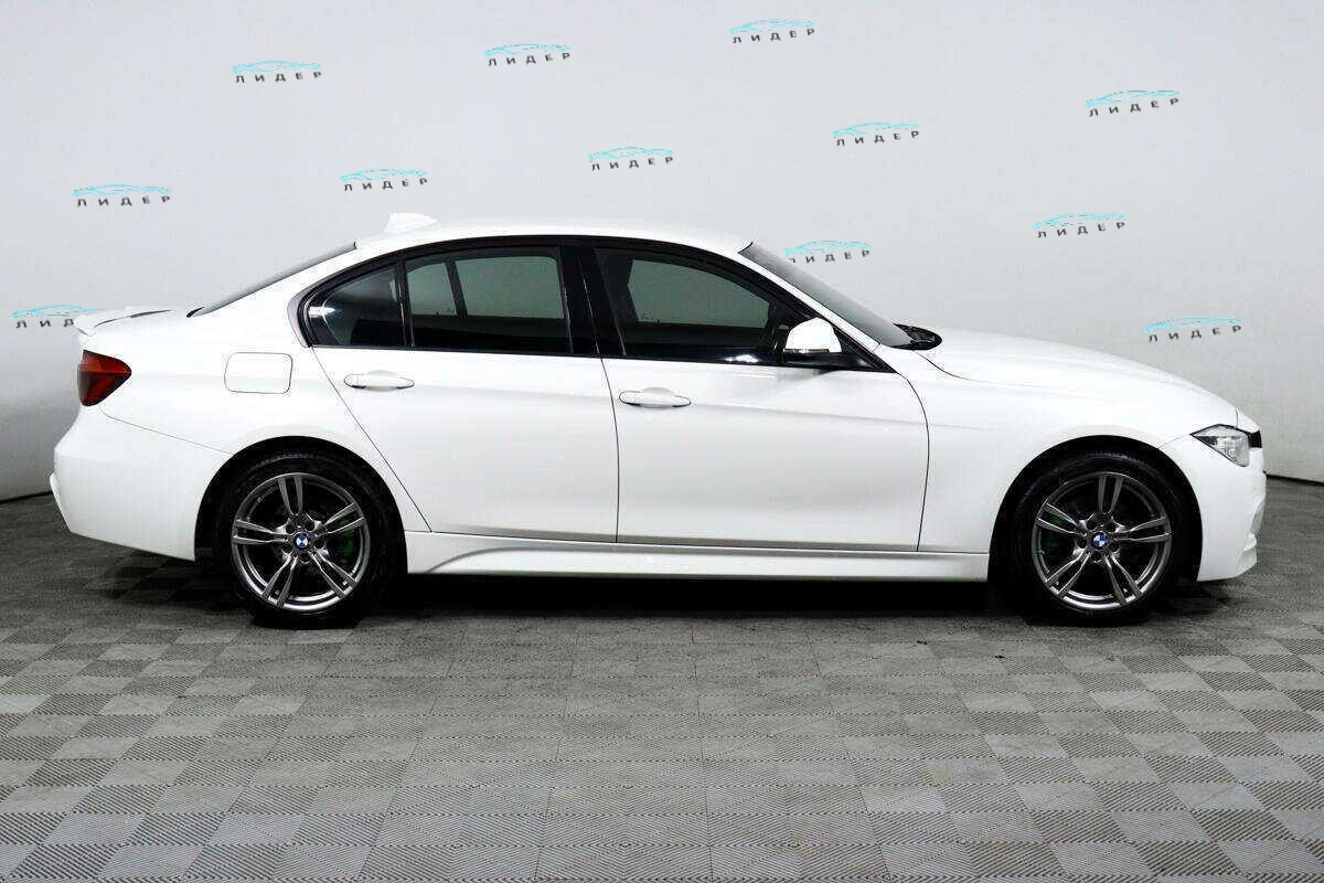 Б/У БМВ 3 серии 2016 года. Фото: #3