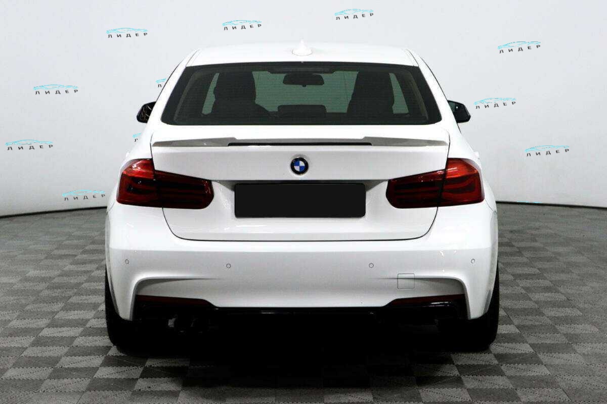 Б/У БМВ 3 серии 2016 года. Фото: #5